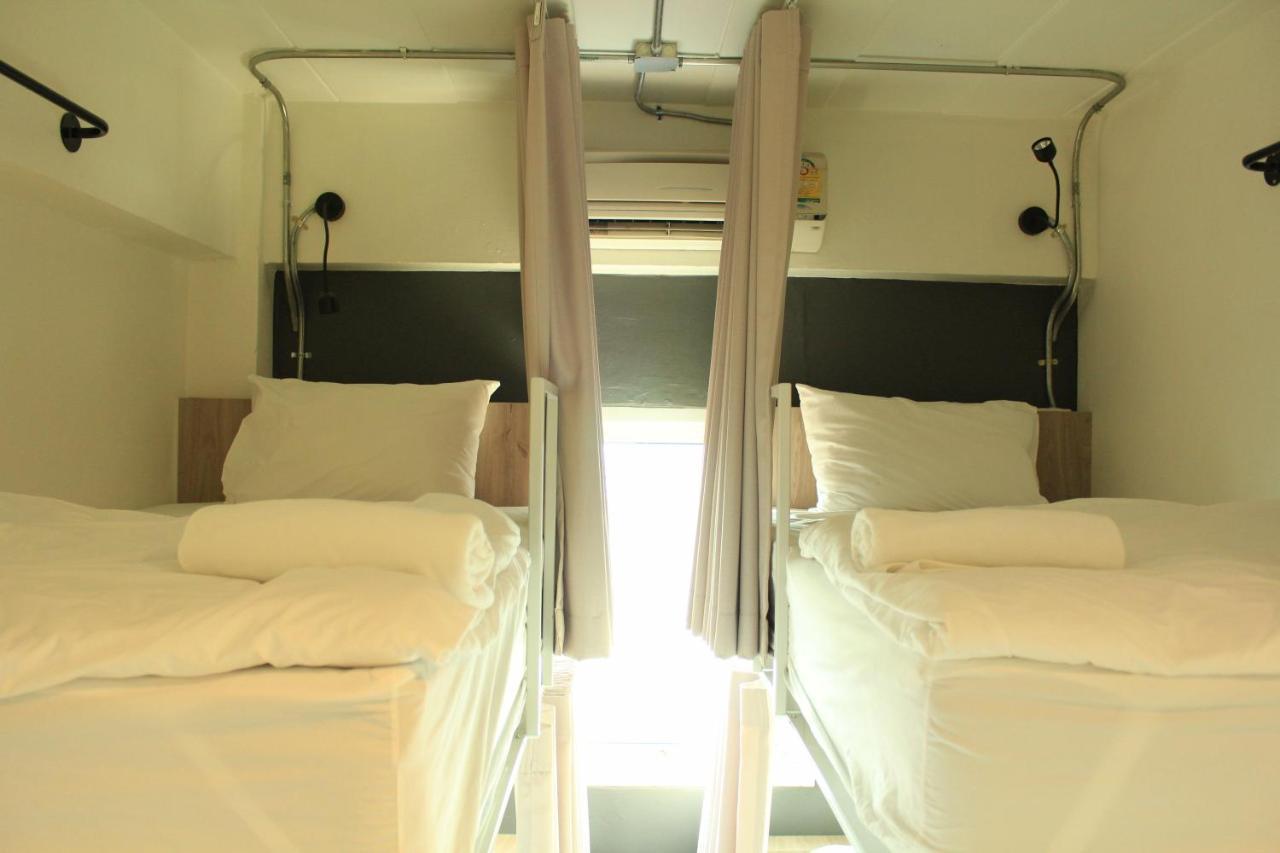 Bed 4-Bed Mixed Dormitory Room