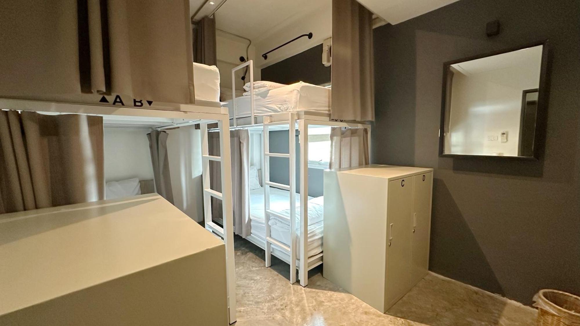 Bed 4-Bed Female Dormitory Room